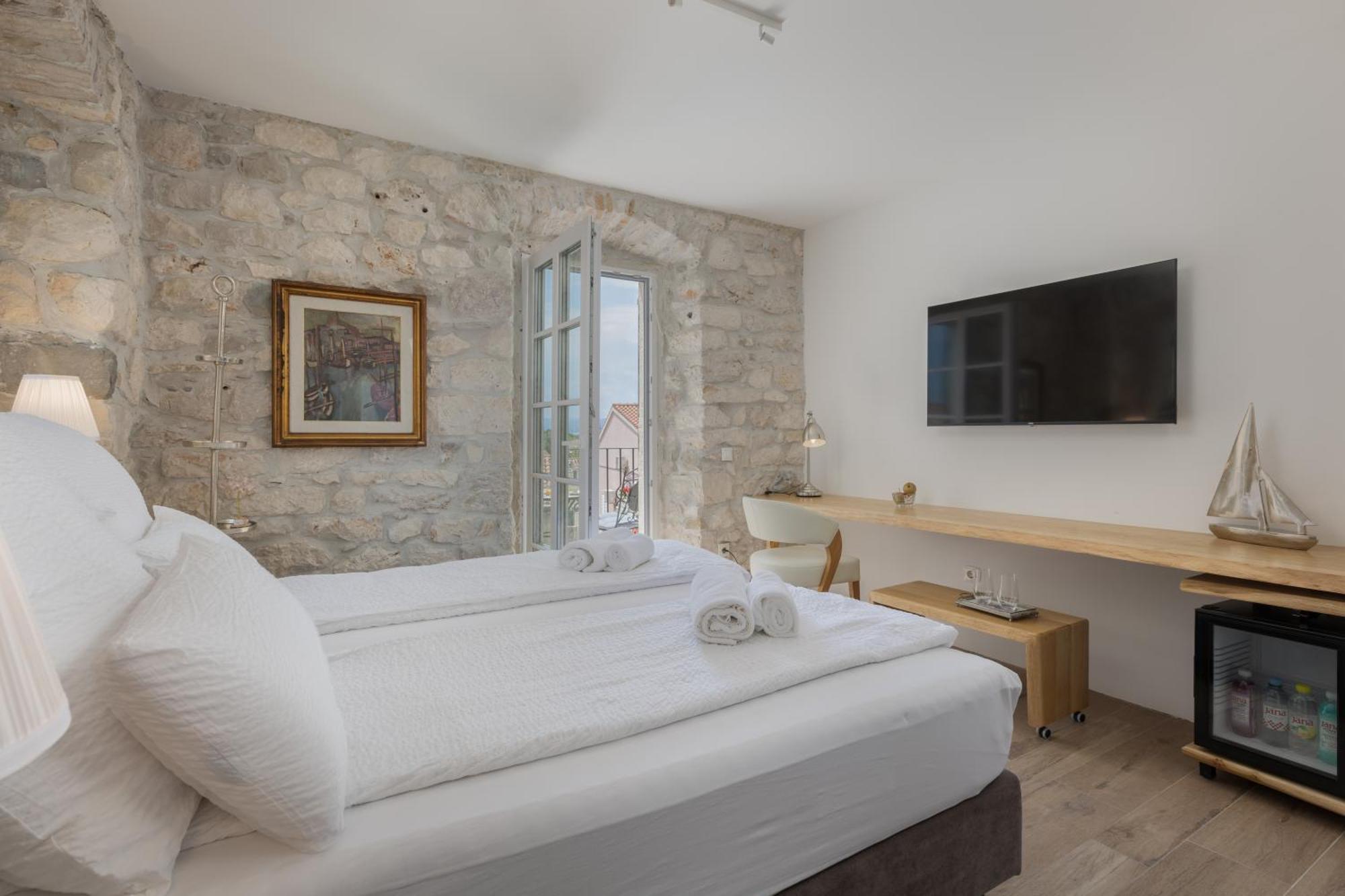 New - Casa Columba - 4 Star Design Boutique Hotel With Outdoor Pool & Private Garden (Adults Only) Makarska Esterno foto