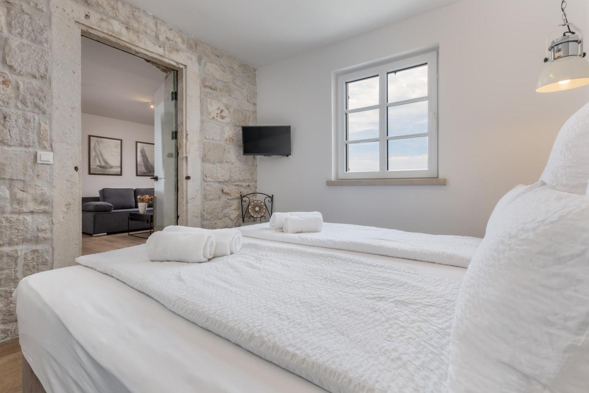 New - Casa Columba - 4 Star Design Boutique Hotel With Outdoor Pool & Private Garden (Adults Only) Makarska Esterno foto